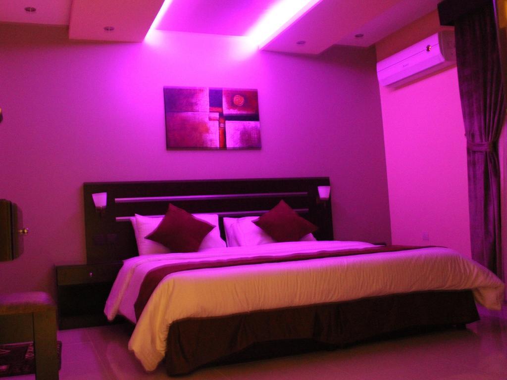 Bzul For Furnished Apartments Riyad Chambre photo